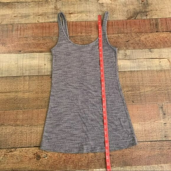 Lululemon Daily Tank We Are Top with back seam - Picture 5 of 5